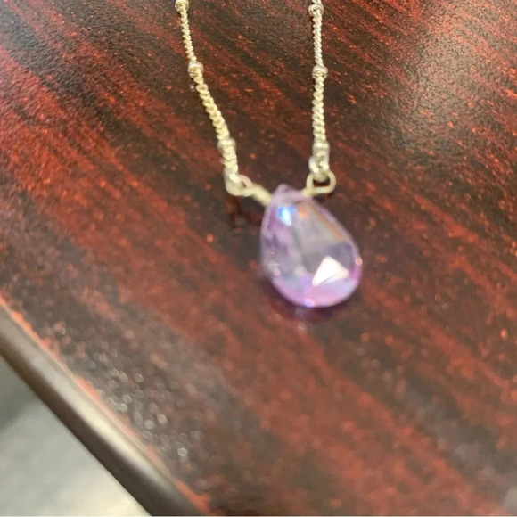 Avon silvertone purple pendant necklace adjustable 21” length - Picture 3 of 4